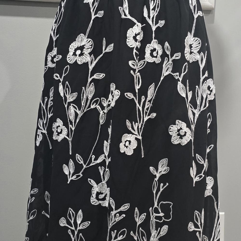 Metro Wear Black and White Embellished A-Line Midi Skirt